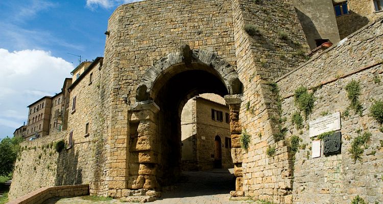 Volterra, Tuscany: the ancient walls of the city